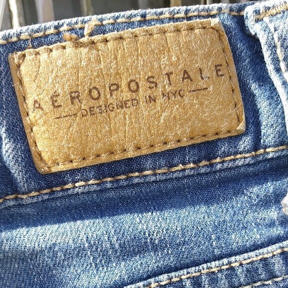 Aeropostale Denim Shorts Midi - 2 Reg / Normal - Picture 9 of 14